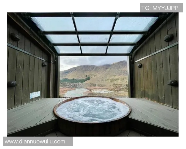 温泉度假必备时尚泳装推荐，打造舒适与美丽兼具的完美度假体验