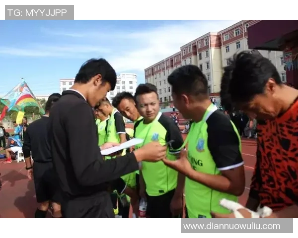 聚焦球队建设与发展战略探讨如何提升竞技水平与球迷互动体验