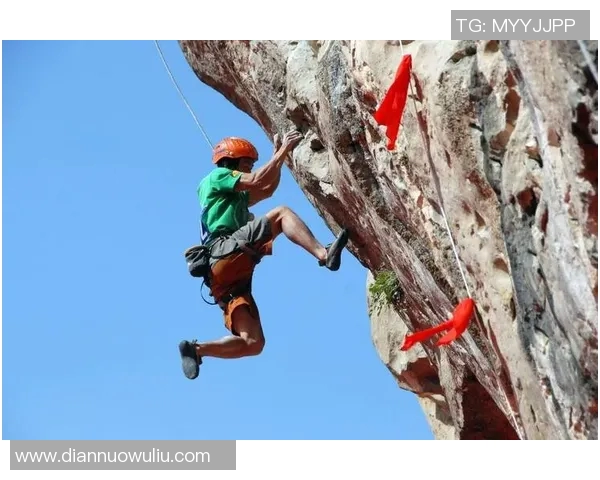 广州攀岩队的拼搏故事与极限运动嘉年华的精彩瞬间